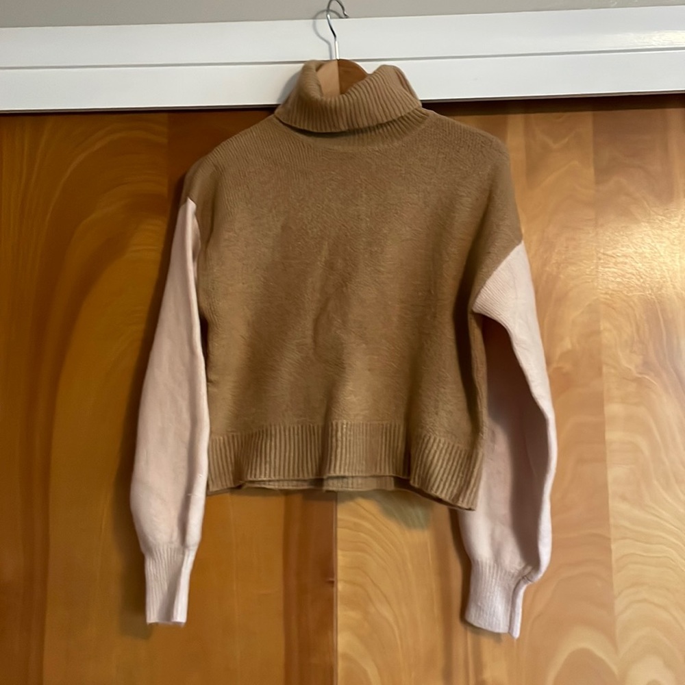Forever 21 cropped sweater
